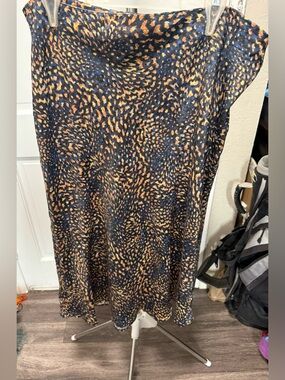 Time and Tru Navy and Tan Printed A-Line Midi Skirt